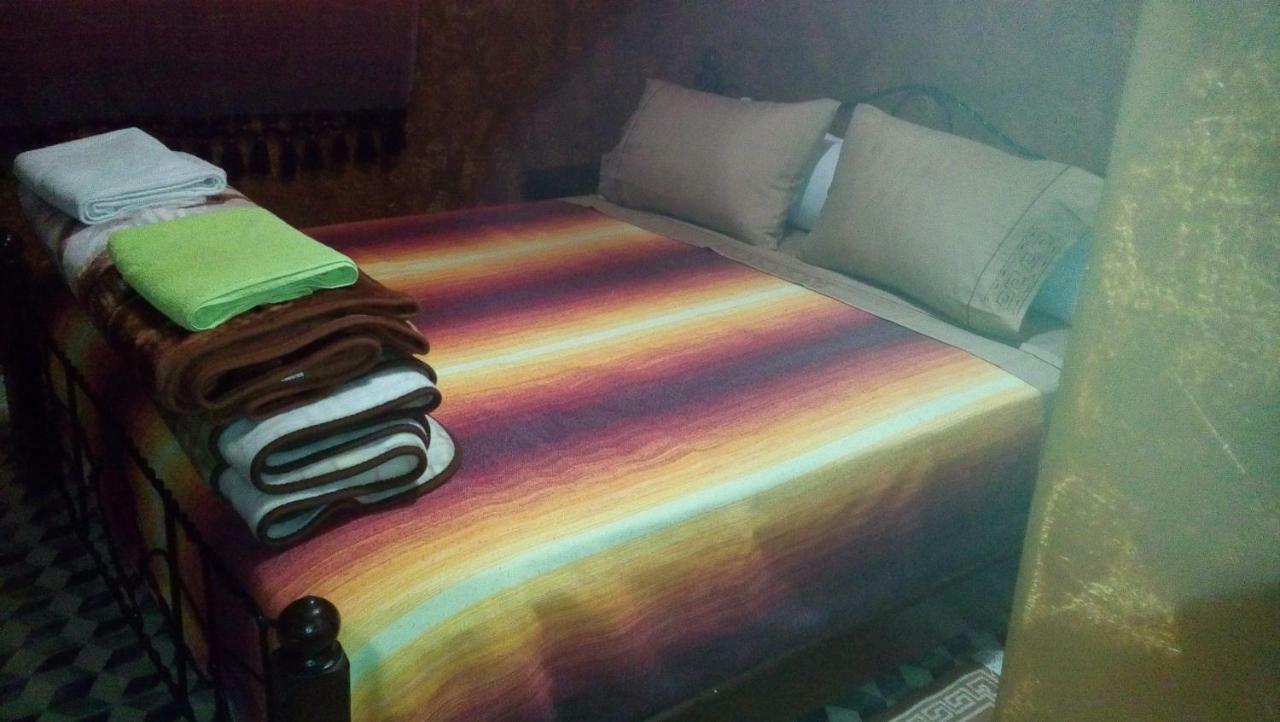 Touraghine Hotel & Cafe Chefchaouen Zimmer foto